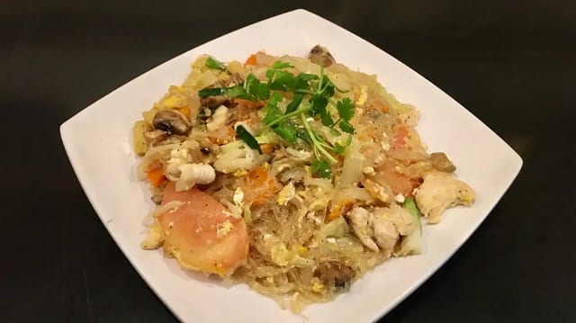 Pad Woon Sen.